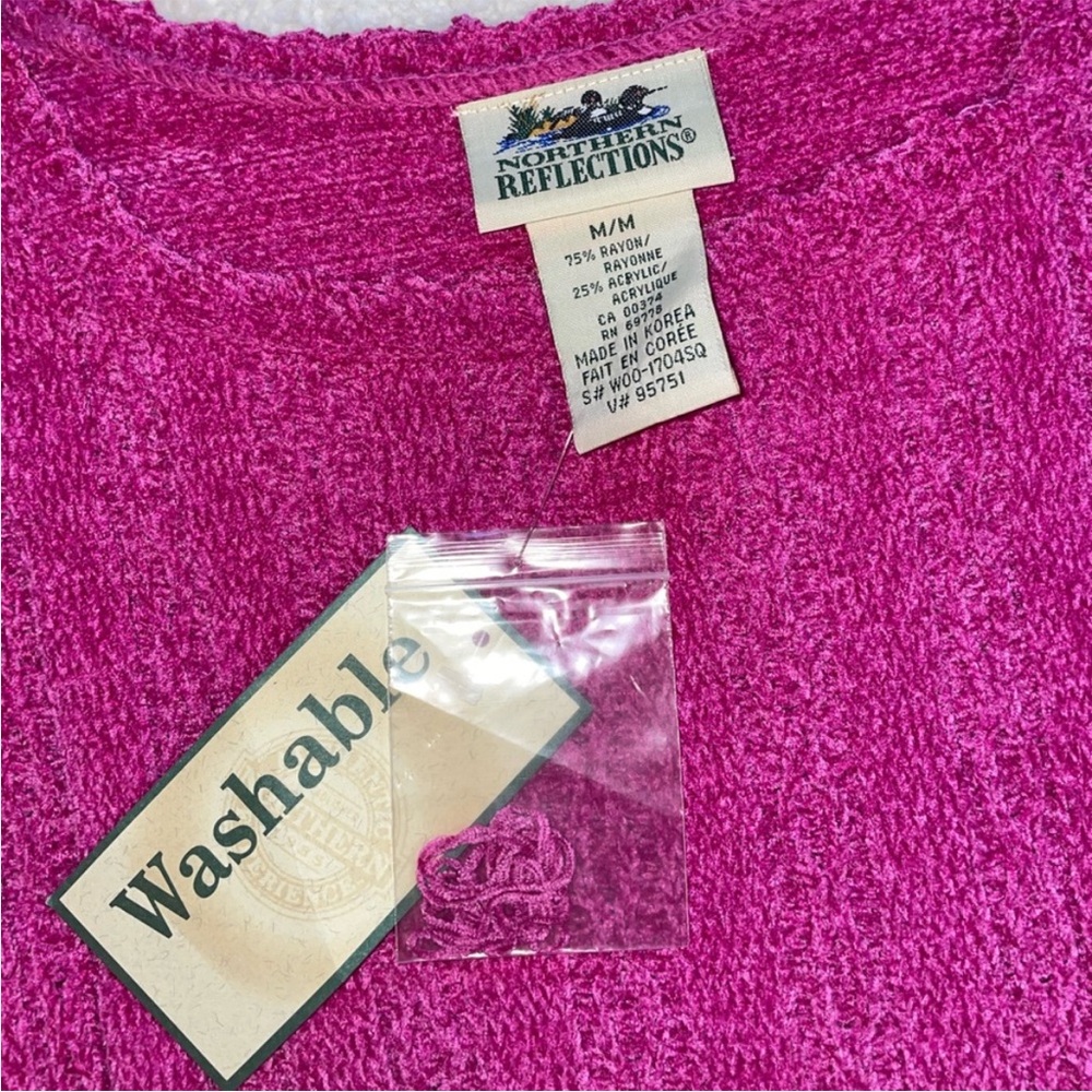 Northern Reflections Fuschia Pink Short Sleeve Fuzzy Knit Top - Picture 2 of 5